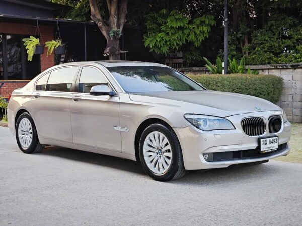 🔥🔥🔥 Bmw 730li เบนชิน 2012 🔥🔥🔥 🎉🎉🎉 สวยกริ๊ป เชิญมาพิสูจน์ 🎉🎉🎉 💥💥💥 รับประกันเกียร์ 5ปี‼️ไม่จำกัดระยะทาง💥💥 ✅ เครื่องเบนชิล ไมล์น้อยมือเดียว สุดคุ้ม ✅เซอร์วิสชุดใหญ่ ไปเเสนกว่าบาท มีบิลครบๆ ประวัติเป๊ะ ✅ รถสวยกริ๊ป ๆ อ๊อฟชั้นครบ ✅ ประวัติดี กุญเเจ2ดอก ตัวTop ✅ เลขไมล์ 100,000 กม เเท้ ซ่อมถึงครับ‼️‼️ ✅ เบาะไฟฟ้า ประดูดูด ฝาท้ายไฟฟ้า 3จอ ✅เพียง 555,000 ครับ ‼️‼️‼️