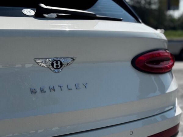 Bentley Bentayga - Image 6
