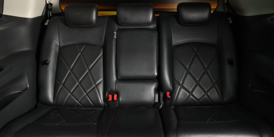 Nissan Elgrand 2.5 Highway Star