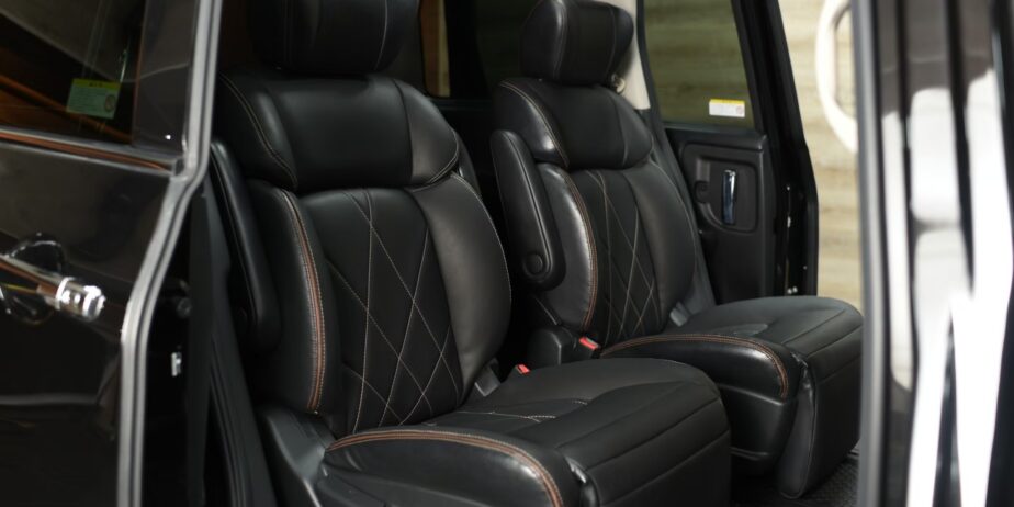 Nissan Elgrand 2.5 Highway Star