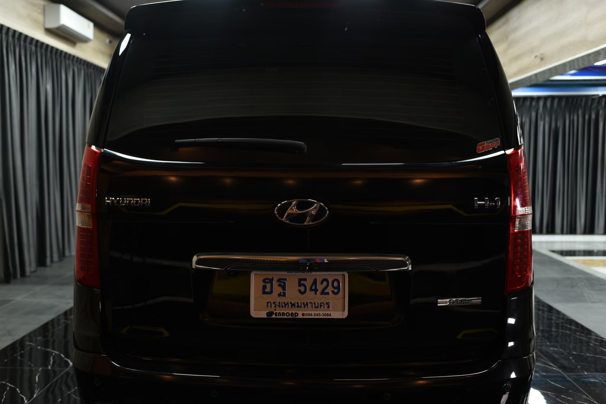2017Hyundai H-1 2.5 DELUXE