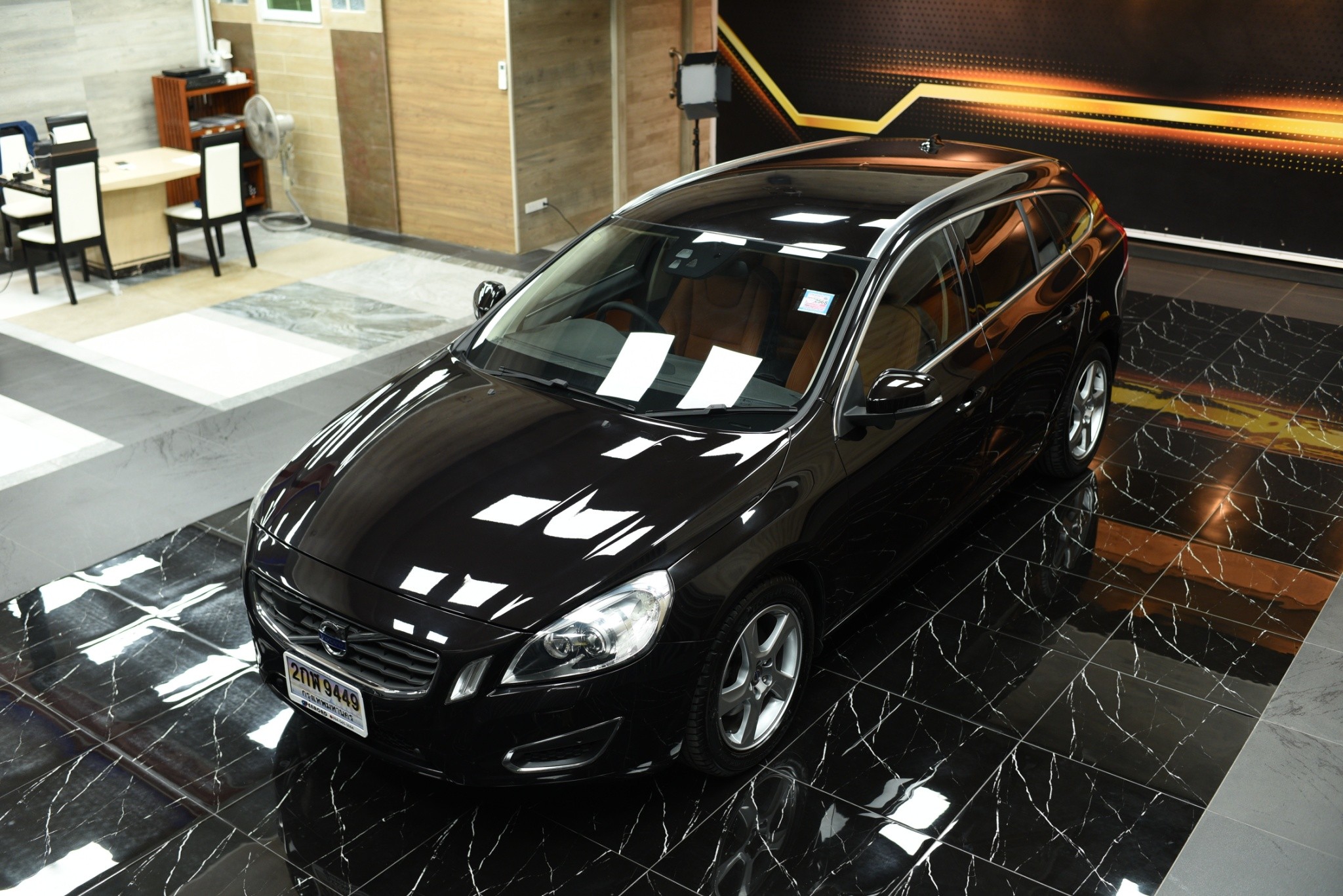 Volvo V60 Limited Edition ปี 2013 (จด 2014)