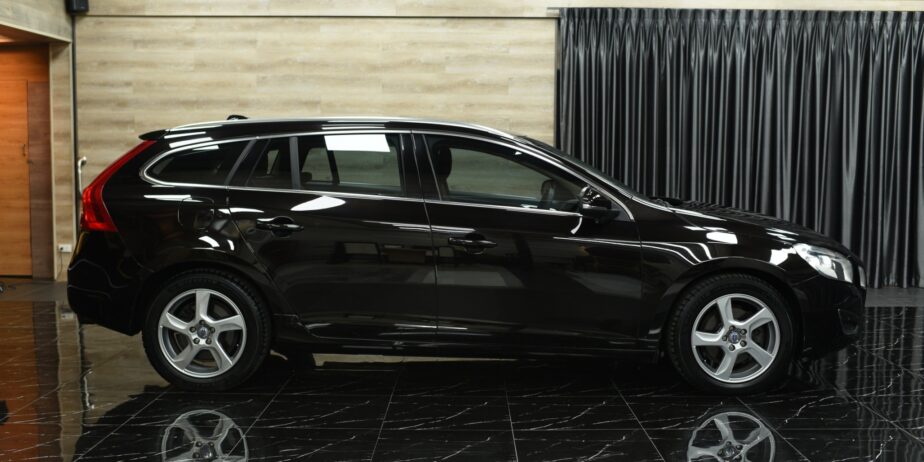Volvo V60 Limited Edition ปี 2013 (จด 2014)