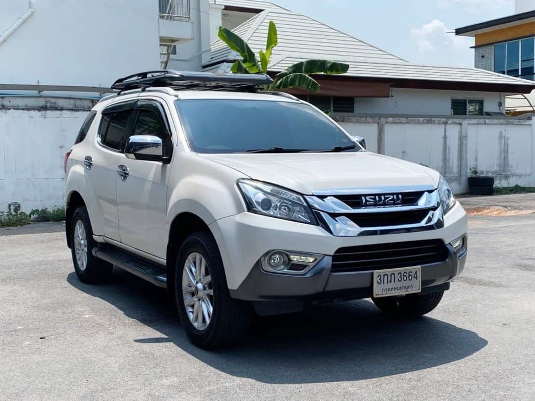 ISUZU MU-X 3.0| Used Car| Unitedcarz
