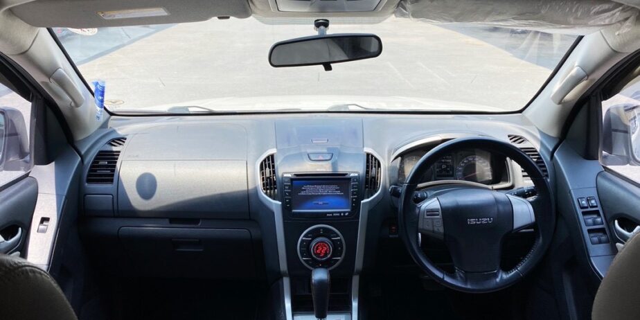 ISUZU MU-X 3.0| Used Car| Unitedcarz
