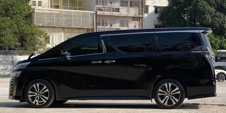 Toyota Vellfire 2.5 ZG Edition (Minorchange) ปี 2018 มือสอง ไมล์แท้เพียง 42,xxx กม. | ตัวท็อปสุด | รถสวยสภาพดี | รับประกันคุณภาพ