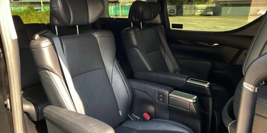 Toyota Vellfire 2.5 ZG Edition (Minorchange) ปี 2018 มือสอง ไมล์แท้เพียง 42,xxx กม. | ตัวท็อปสุด | รถสวยสภาพดี | รับประกันคุณภาพ