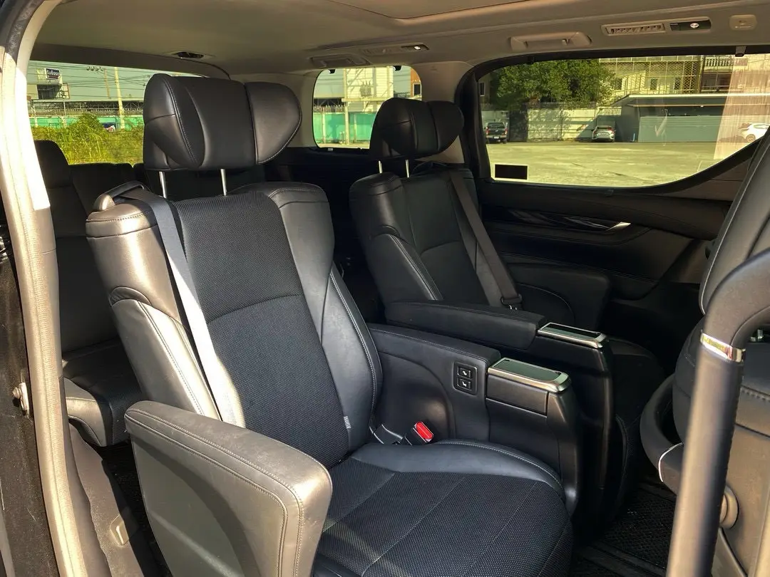 Toyota Vellfire 2.5 ZG Edition (Minorchange) ปี 2018 มือสอง ไมล์แท้เพียง 42,xxx กม. | ตัวท็อปสุด | รถสวยสภาพดี | รับประกันคุณภาพ