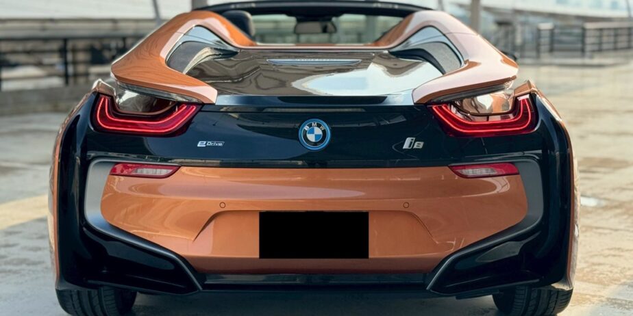 BMW i8 Roadster ปี 2021 ไมล์ 19,xxx km.