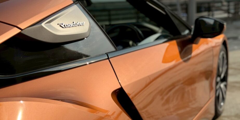 BMW i8 Roadster ปี 2021 ไมล์ 19,xxx km.
