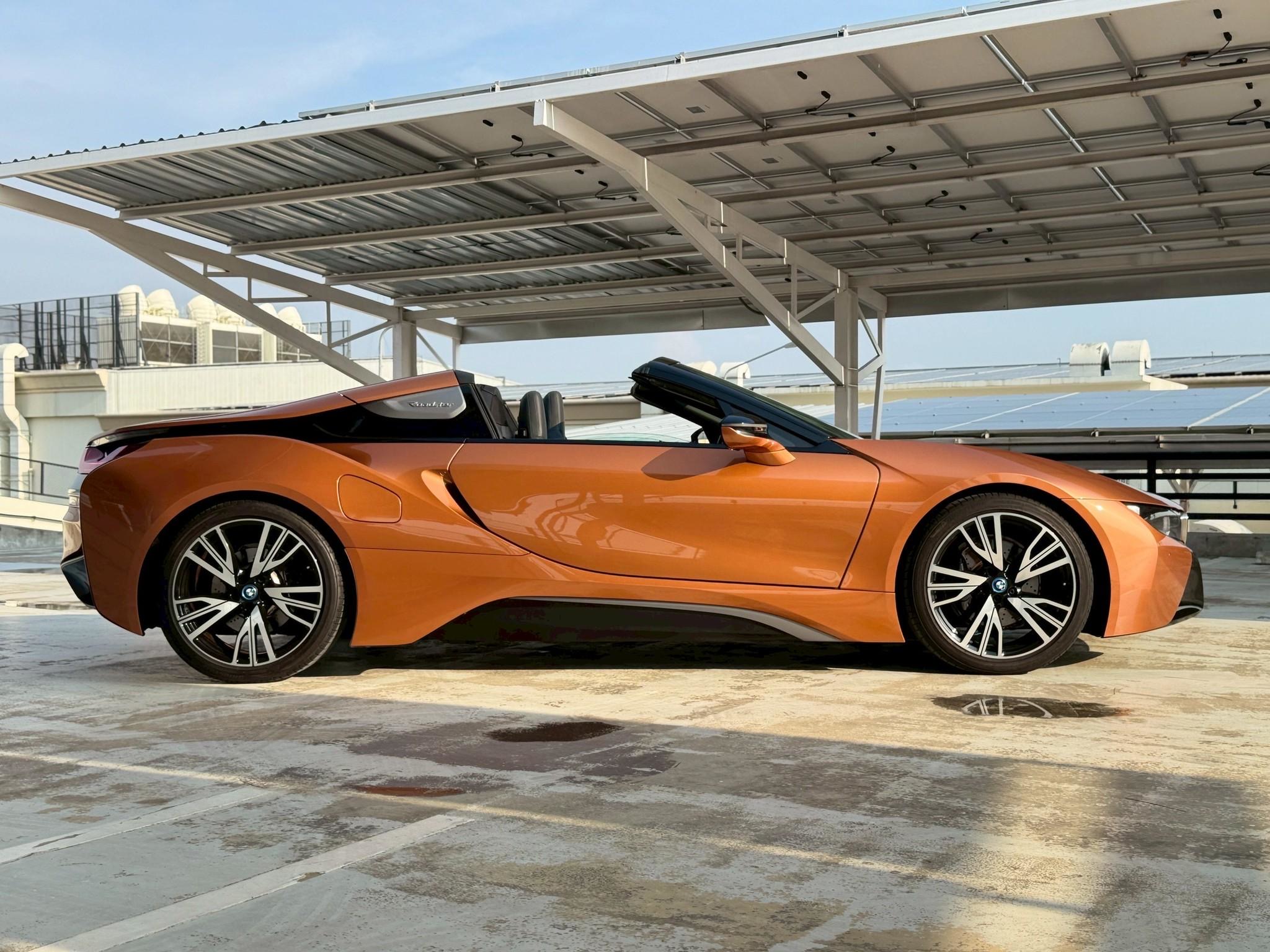 BMW i8 Roadster ปี 2021 ไมล์ 19,xxx km.