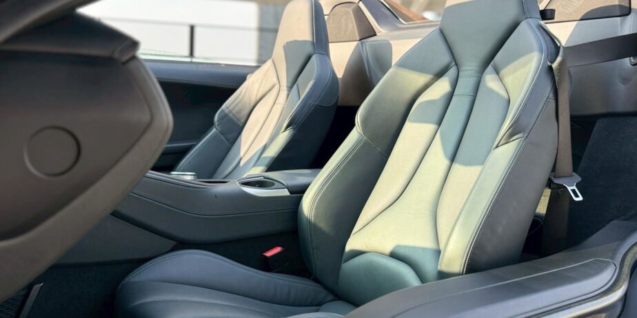 BMW i8 Roadster ปี 2021 ไมล์ 19,xxx km.