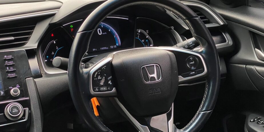 Honda Civic FC 1.8EL ปี2019 เลขไมล์ 110,xxx km.