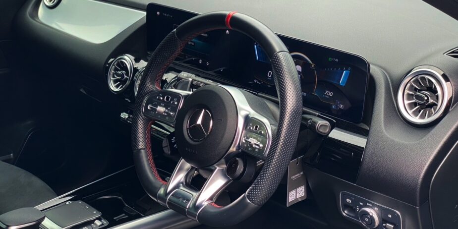 Mercedes Benz AMG GLA35 4MATIC ปี 2022 เลขไมล์ 13,xxx km.
