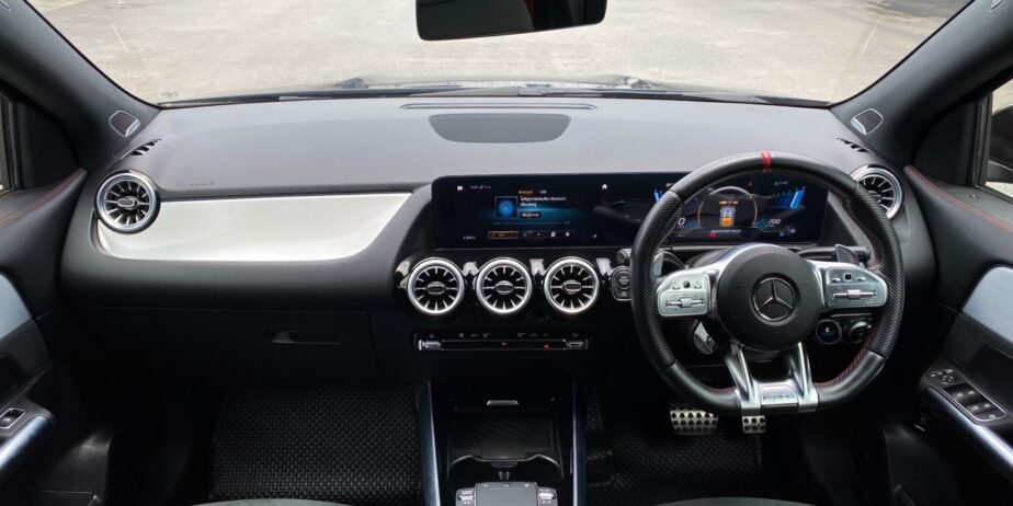 Mercedes Benz AMG GLA35 4MATIC ปี 2022 เลขไมล์ 13,xxx km.