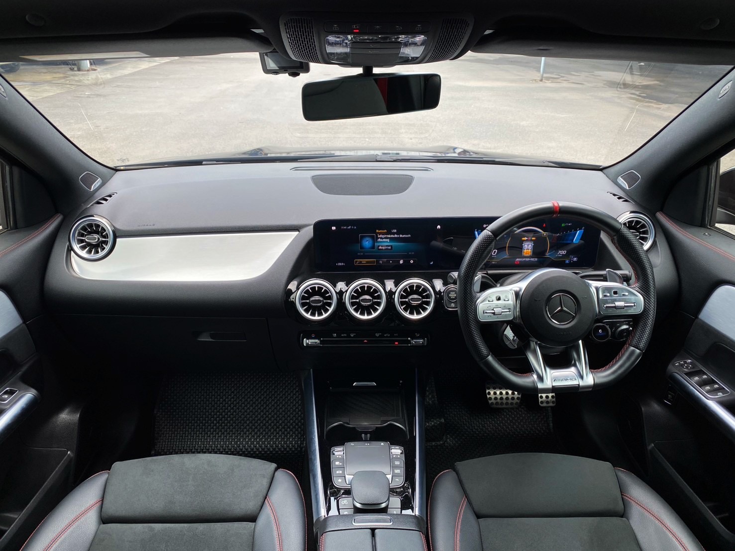 Mercedes Benz AMG GLA35 4MATIC ปี 2022 เลขไมล์ 13,xxx km.