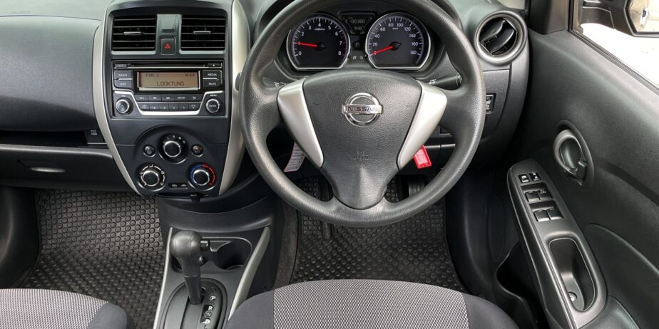 NISSAN ALMERA 1.2 E (MNC) ปี 2018 เกียร์ AUTO สภาพนางฟ้า(UB)