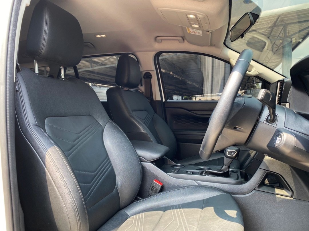 ) 🔥🔥 🚗Ford Everest 2.0 Turbo Trend 6AT 4×2