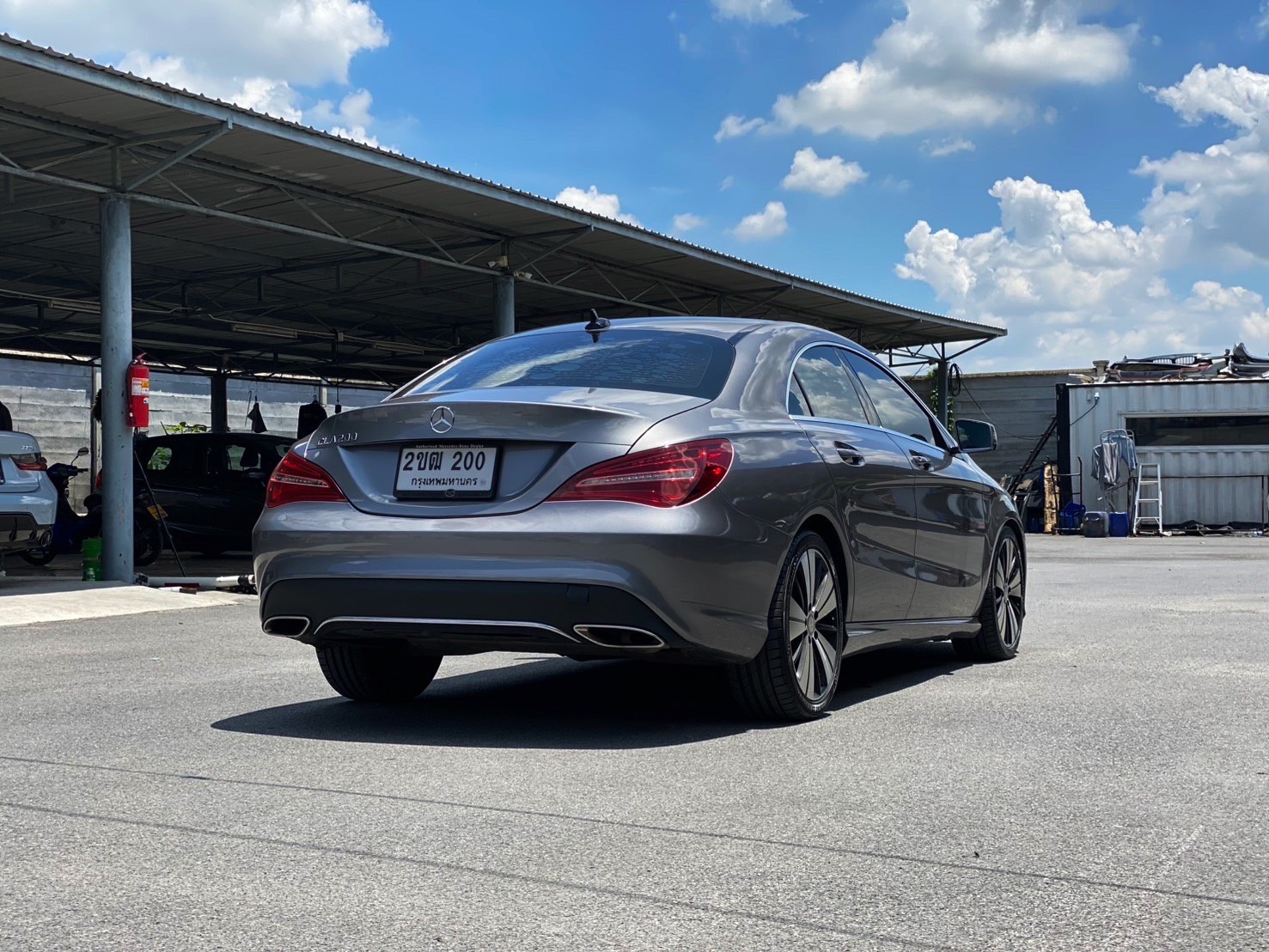 Mercedes-Benz CLA200 Urban Facelift ปี2017 เลขไมล์ 88,xxx km.(UA