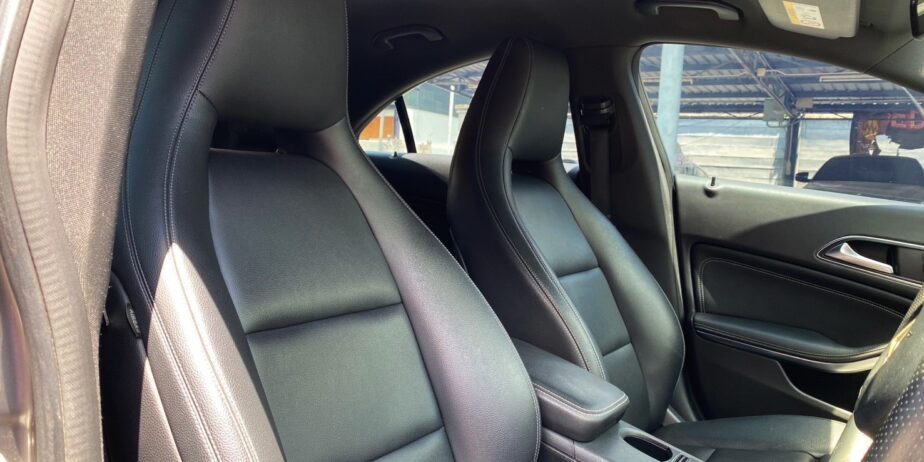 Mercedes-Benz CLA200 Urban Facelift ปี2017 เลขไมล์ 88,xxx km.(UA