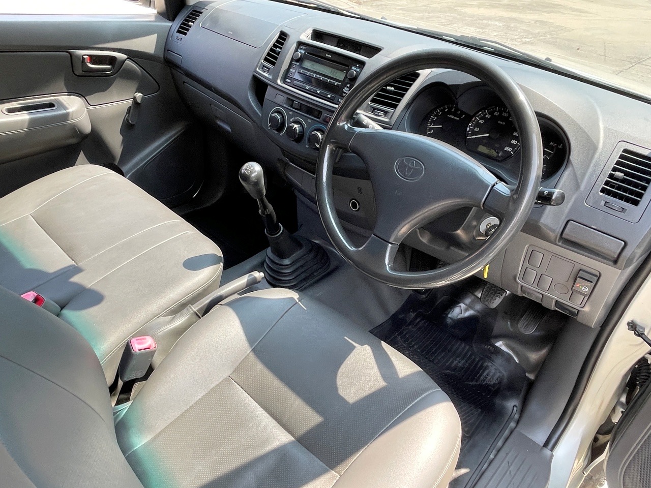 TOYOTA VIGO CHAMP 2.7 J SINGLE CAB ปี 2011 สภาพนางฟ้า(UB)Z#3