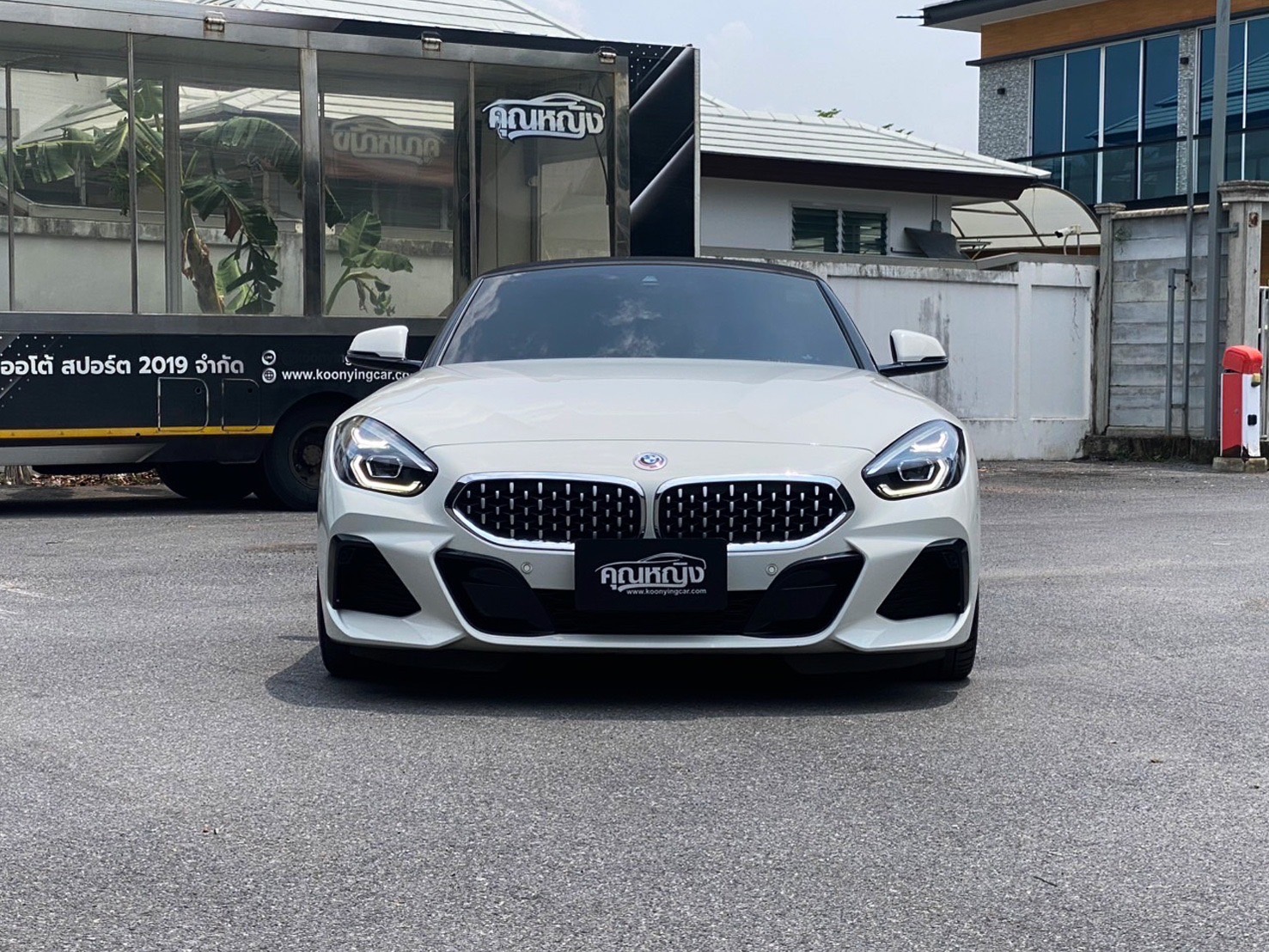 BMW Z4 sDrive30i M Sport ปี 2022 สปอร์ตเปิดประทุนสุดหรู วิ่งน้อย คันเดียวในตลาด ราคาเพียง 2,550,000 บาท | เลขไมล์เพียง 40,xxx กม. | รถแท้จาก BMW Thailand