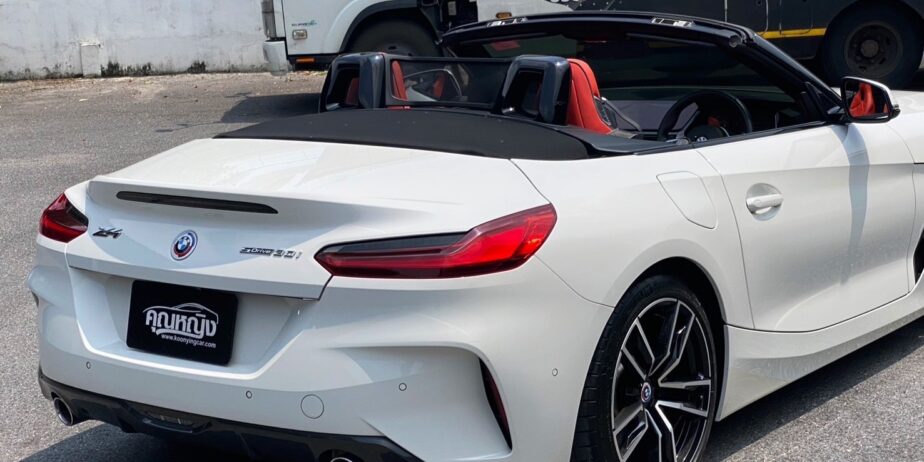 BMW Z4 sDrive30i M Sport ปี 2022 สปอร์ตเปิดประทุนสุดหรู วิ่งน้อย คันเดียวในตลาด ราคาเพียง 2,550,000 บาท | เลขไมล์เพียง 40,xxx กม. | รถแท้จาก BMW Thailand