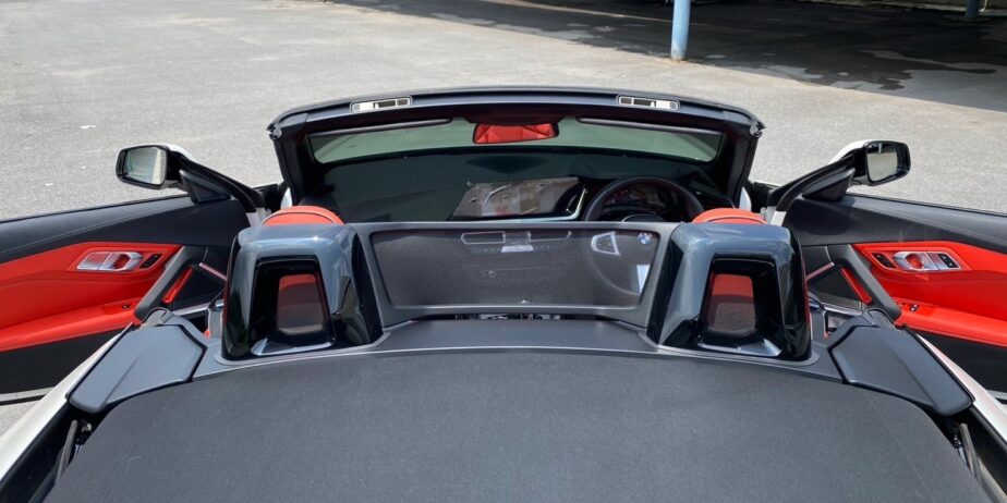 BMW Z4 sDrive30i M Sport ปี 2022 สปอร์ตเปิดประทุนสุดหรู วิ่งน้อย คันเดียวในตลาด ราคาเพียง 2,550,000 บาท | เลขไมล์เพียง 40,xxx กม. | รถแท้จาก BMW Thailand