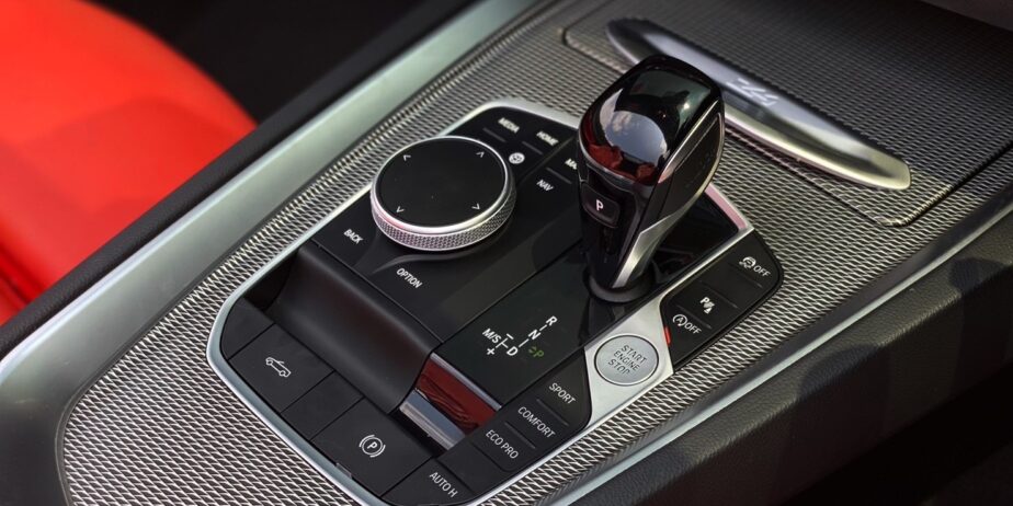 BMW Z4 sDrive30i M Sport ปี 2022 สปอร์ตเปิดประทุนสุดหรู วิ่งน้อย คันเดียวในตลาด ราคาเพียง 2,550,000 บาท | เลขไมล์เพียง 40,xxx กม. | รถแท้จาก BMW Thailand