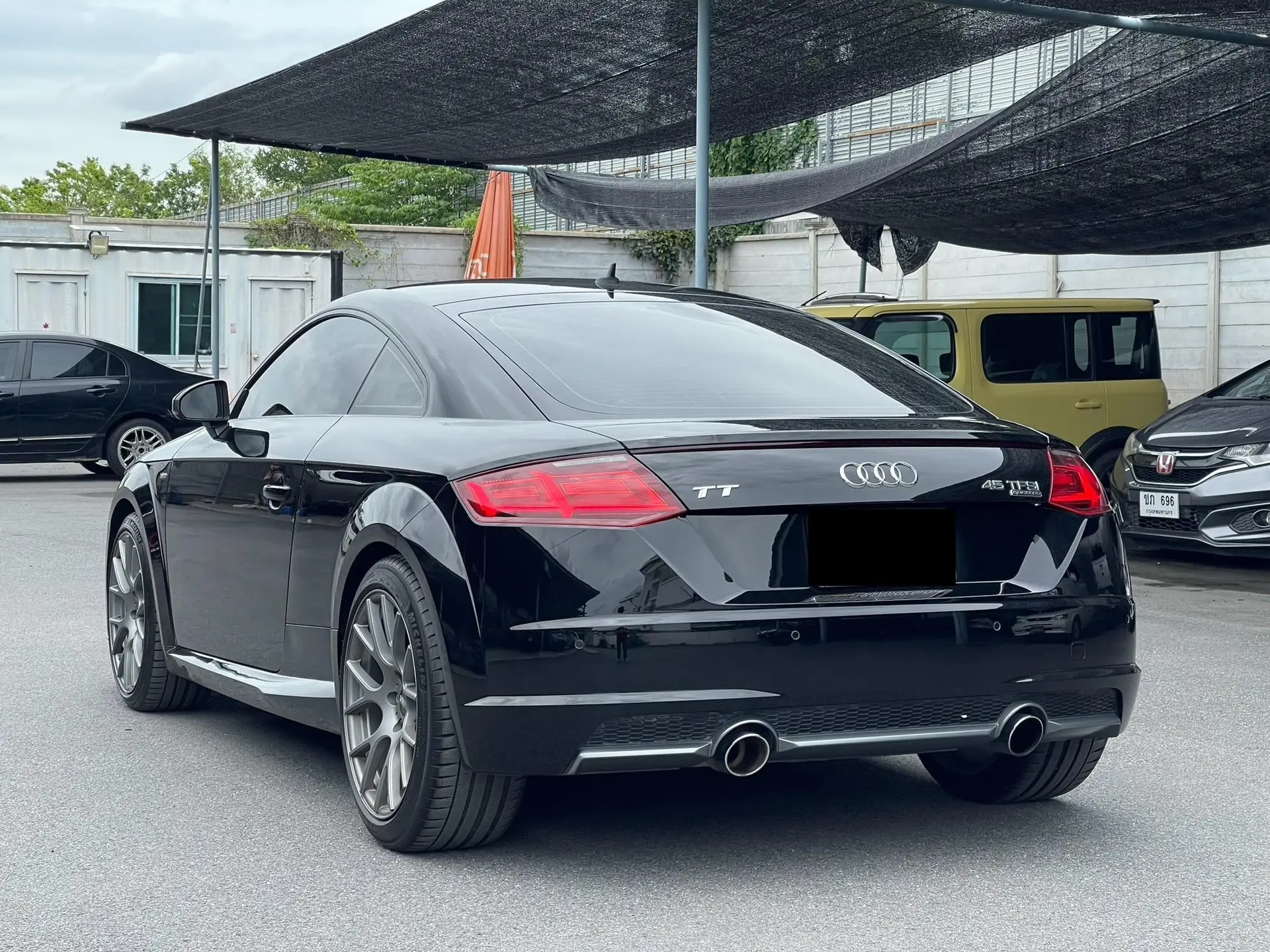 Audi TT 2.0 TFSI Quattro ปี 2016 รถสปอร์ตขับเคลื่อน 4 ล้อ สภาพสวย เลขไมล์น้อย