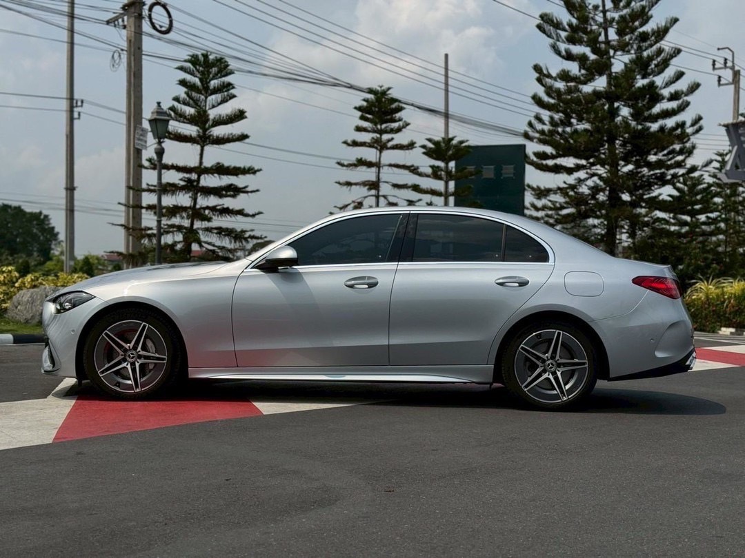 Mercedes Benz C350e AMG Dymanic w206