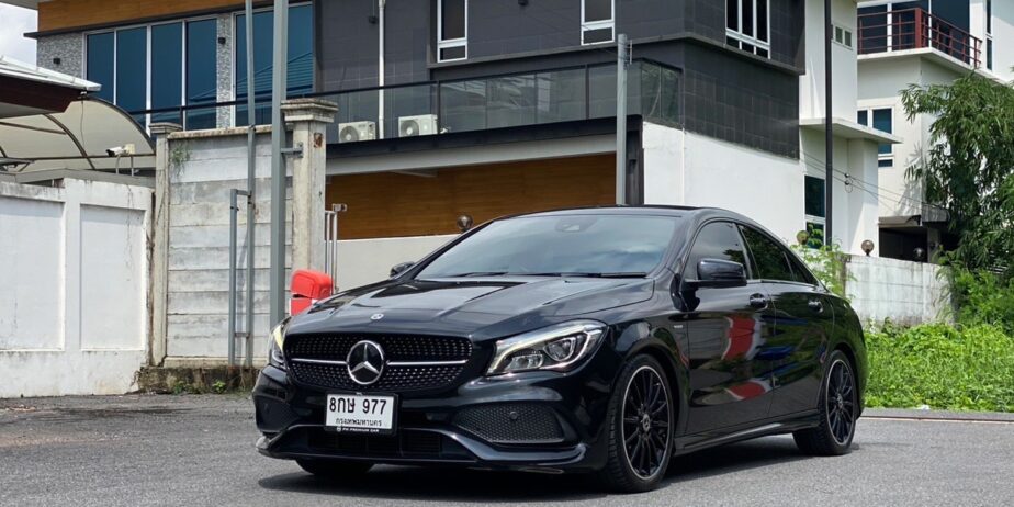 Mercedes-Benz CLA250 AMG