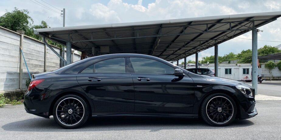 Mercedes-Benz CLA250 AMG