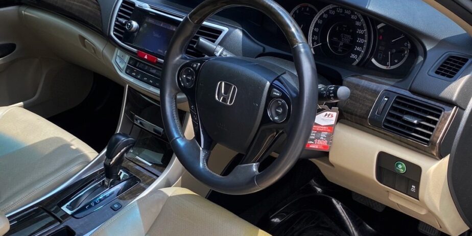 Honda Accord 2.0 EL