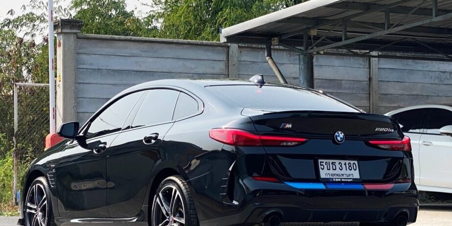 BMW 220i
