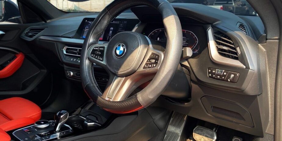 BMW 220i