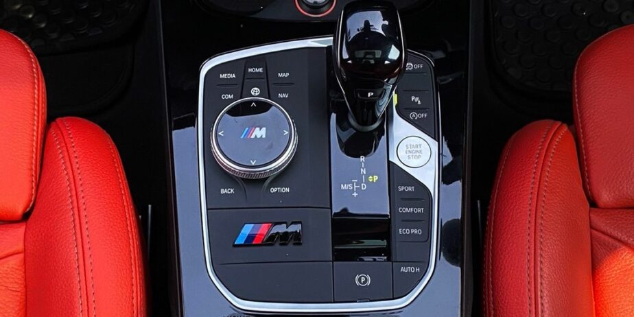 BMW 220i