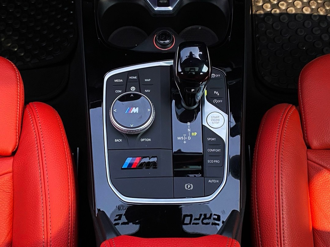 BMW 220i