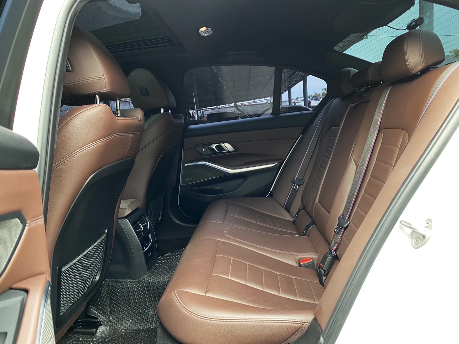 BMW 330e M Sport LCI