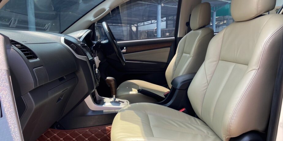 ISUZU MU-X 3.0 2WD DVD Navi ปี 2014 เลขไมล์ 187,xxx km.(UA)