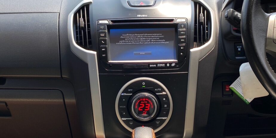 ISUZU MU-X 3.0 2WD DVD Navi ปี 2014 เลขไมล์ 187,xxx km.(UA)