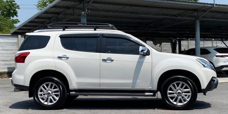 ISUZU MU-X 3.0 2WD DVD Navi ปี 2014 เลขไมล์ 187,xxx km.(UA)